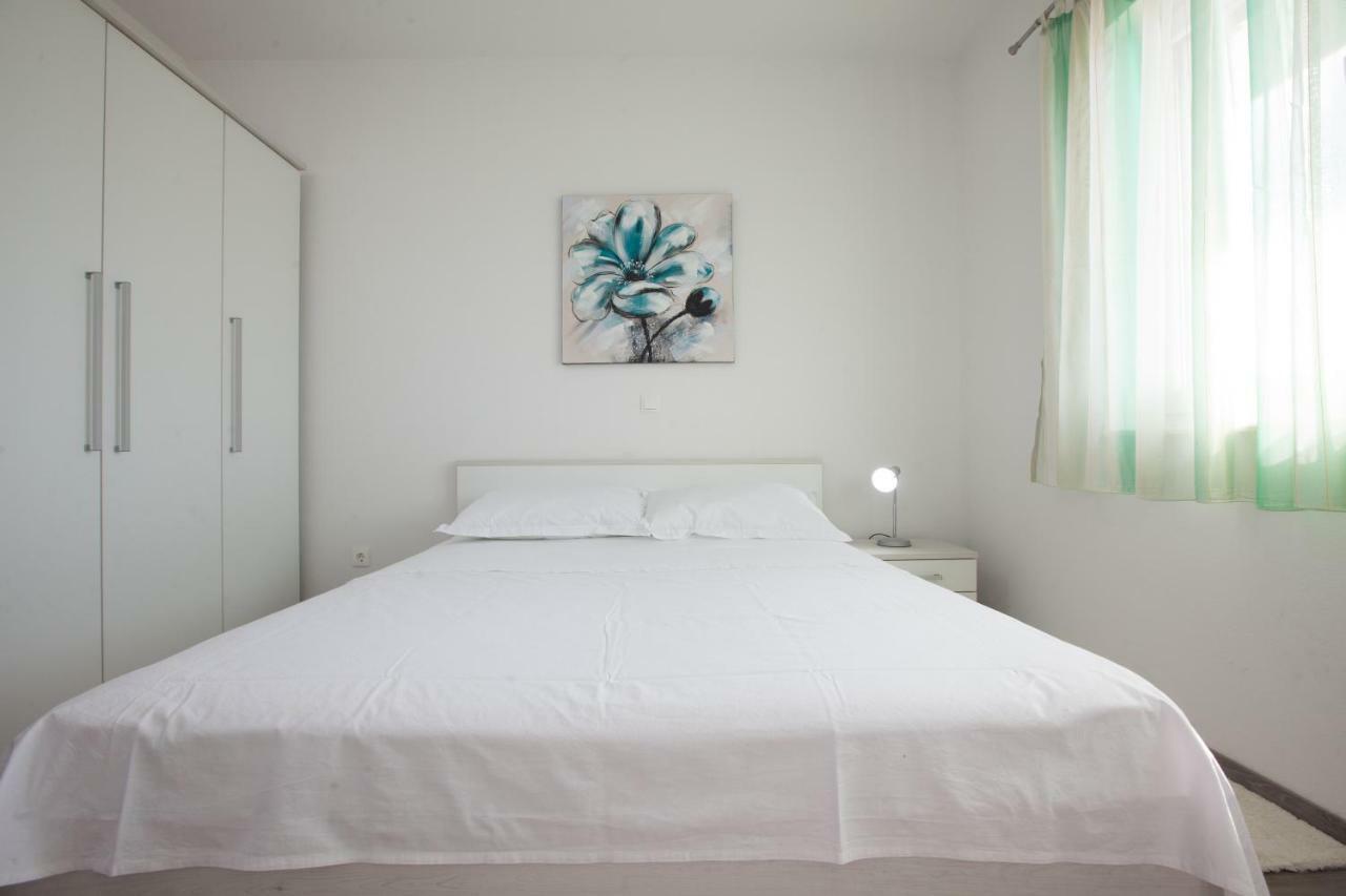 Apartments turtle gardens Makarska Buitenkant foto