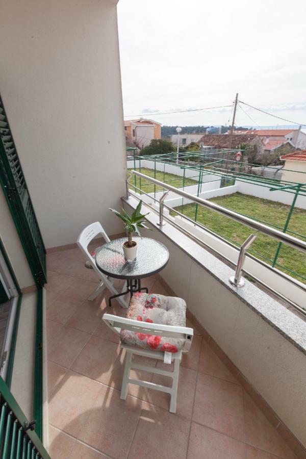 Apartments turtle gardens Makarska Buitenkant foto